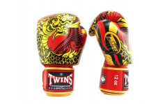 Боксерские перчатки Twins Special FBGVL3-52 Dragon red gold 12 oz