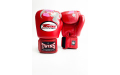 Боксерские перчатки Twins FBGVL3-13 red 12 oz