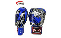 Боксерские перчатки Twins Special FBGVL3-52 Dragon blue silver 16 oz Боксерские перчатки Twins Special FBGVL3-52 Dragon blue silver 16 oz